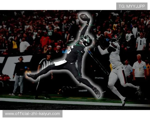 NFL外接手高速接球冲刺达阵点燃赛场